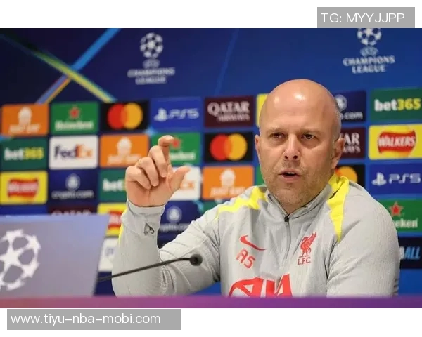 早报:皇马主场意外失利塞尔塔染红三人利物浦高层力挺斯洛特教练 早报:皇马主场意外失利塞尔塔染红三人利物浦高层力挺斯洛特教练