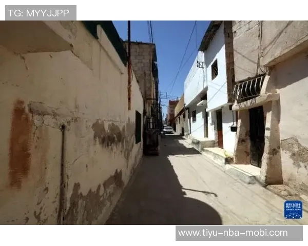 惠特摩尔在中餐馆得知被交易消息未曾想过回家乡 惠特摩尔在中餐馆得知被交易消息未曾想过回家乡